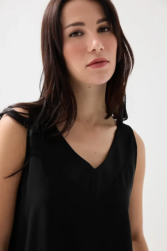 Tank Top with Back Tie Detail - Black - 4