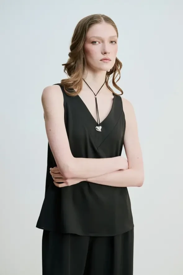 Tank Top with T Drawstring Back - Black - Gusto