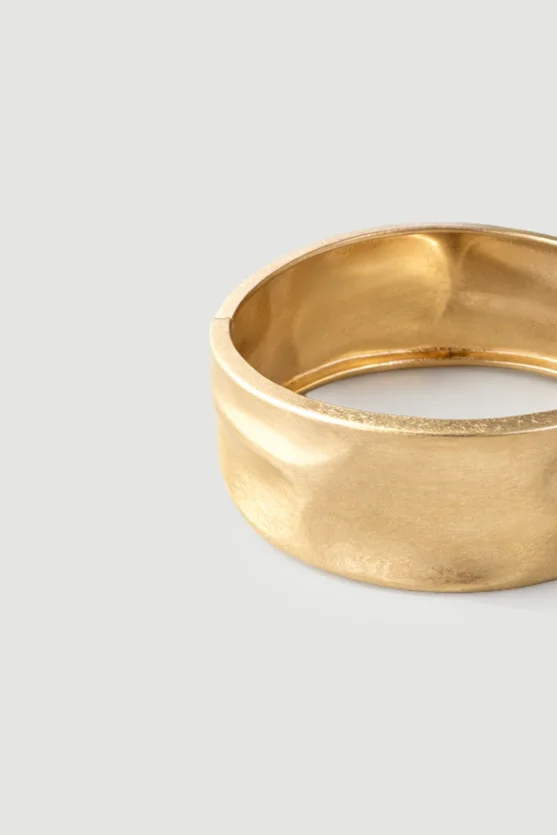 Thick Cuff Bracelet - Gold - Gusto