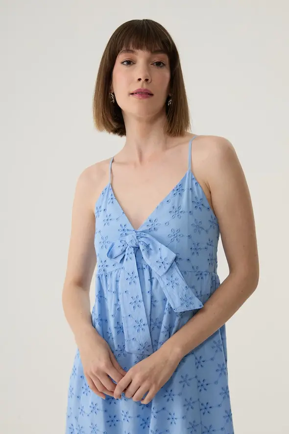 Thin Strap Front Bow Embroidered Dress - Blue - 2