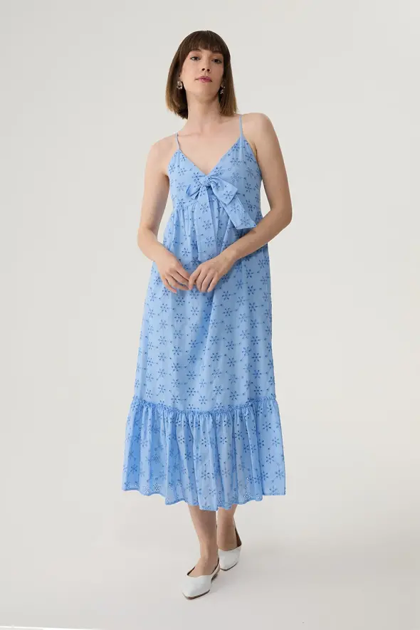 Thin Strap Front Bow Embroidered Dress - Blue - 3