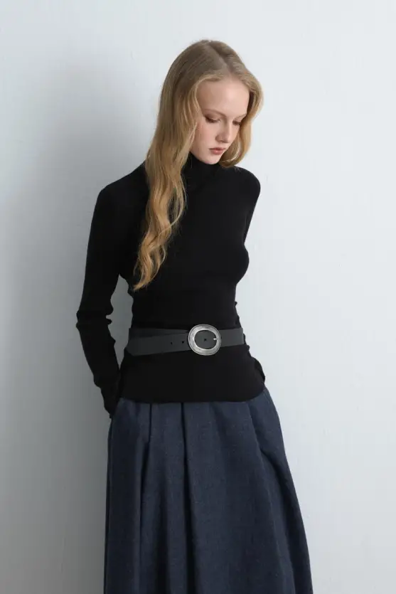 Turtleneck Basic Knit Black - Gusto