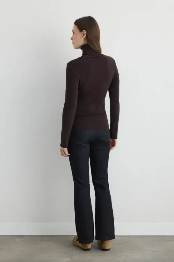 Turtleneck Basic Knitwear - Brown - Gusto