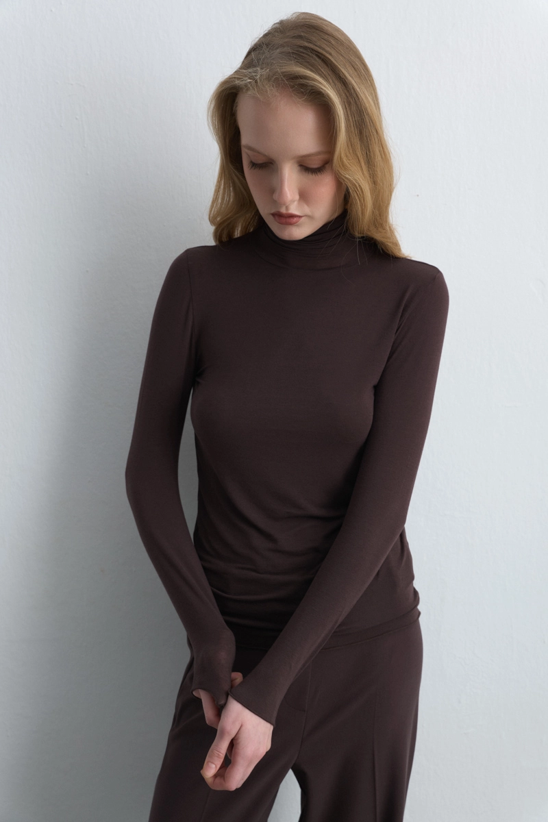 Turtleneck Cashmere Blouse Brown - Gusto