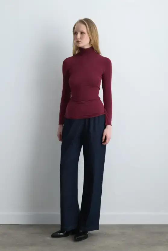 Turtleneck Cashmere Blouse - Burgundy - 4