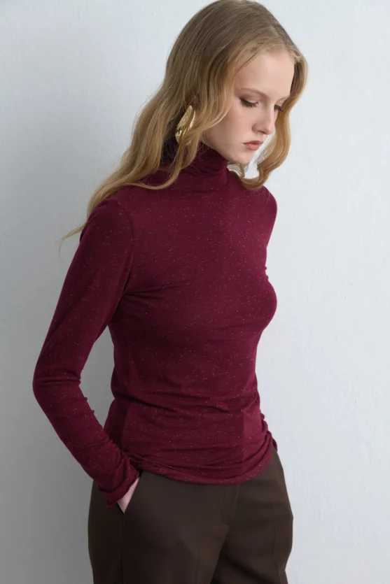 Turtleneck Cashmere Shimmer Blouse - Burgundy - Gusto