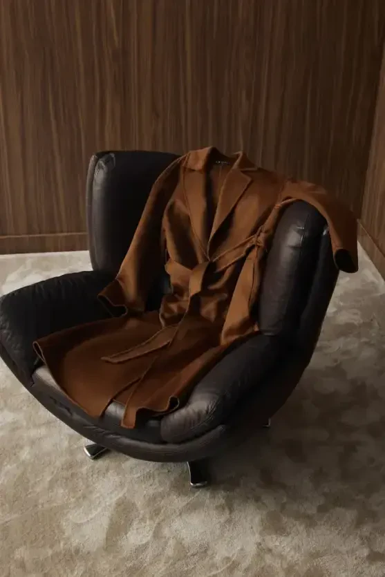 Unlined Classic Wool Coat - Brown - 3