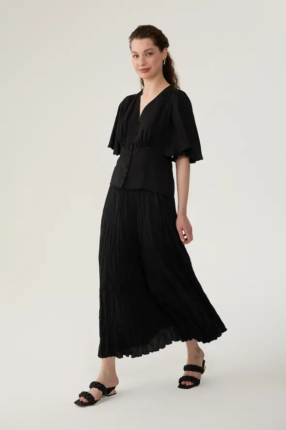 V Neck Blouse with Ruffled Sleeve - Black - 2