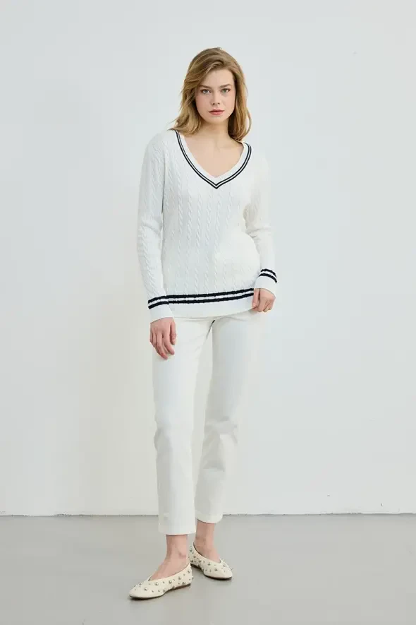 V-Neck Braided Knit Blouse - Ecru - 2