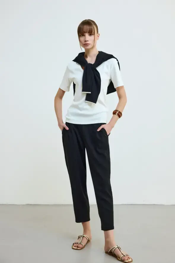 V-Neck Cotton Ribbed T-Shirt - Ecru - 3