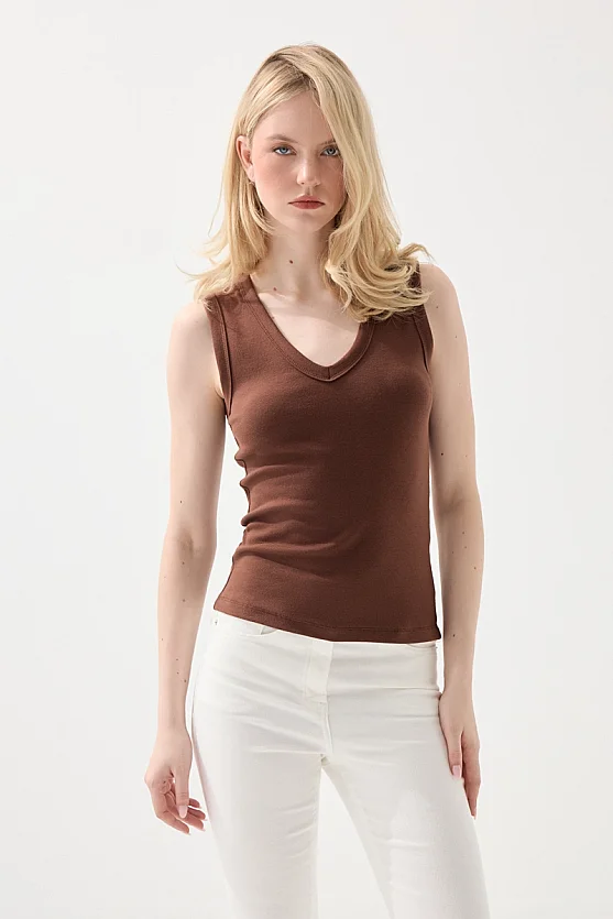 V-Neck Cotton Tank Top - Brown - Gusto