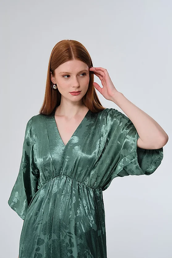 V-Neck Jacquard Dress - Green - Gusto