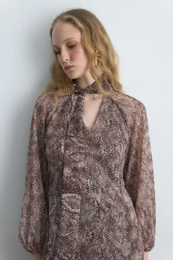 V-Neck Long Dress with Scarf Detail - Brown - 3