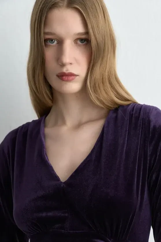 V-Neck Long Velvet Dress - Plum - 3