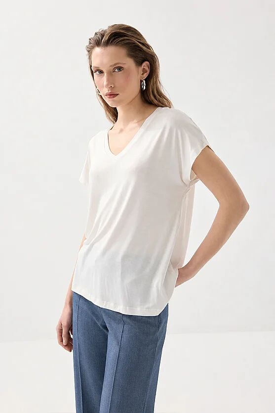 V-Neck Relaxed Fit Bamboo T-Shirt - White - Gusto