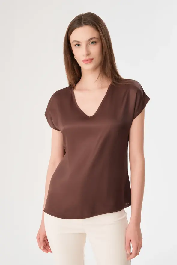 V Neck Satin Front T-shirt - Brown - 1