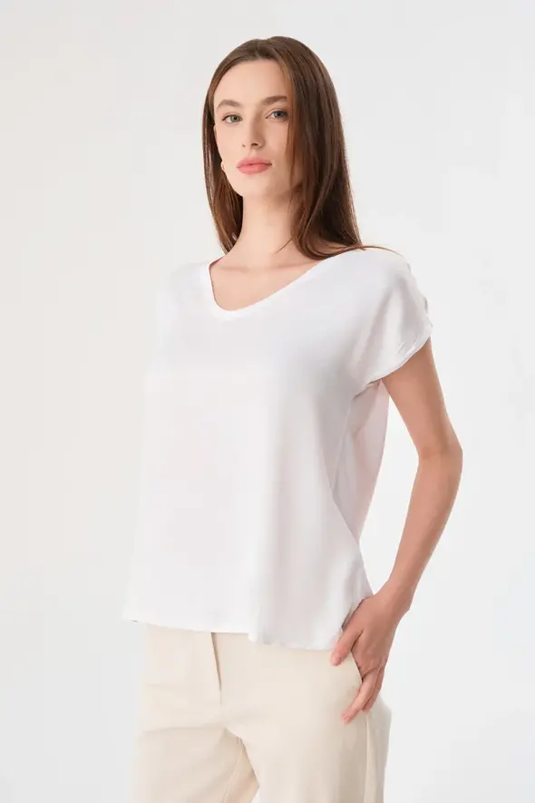 V Neck Satin Front T-shirt - White - 2