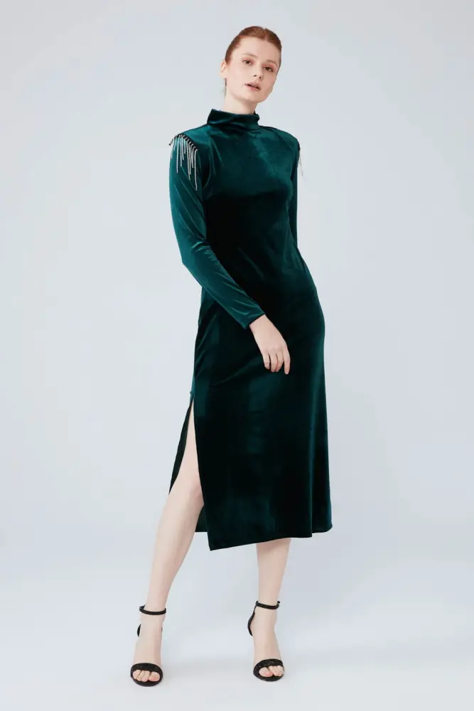 Velvet Long Dress with Shoulder Accessories - Green Green