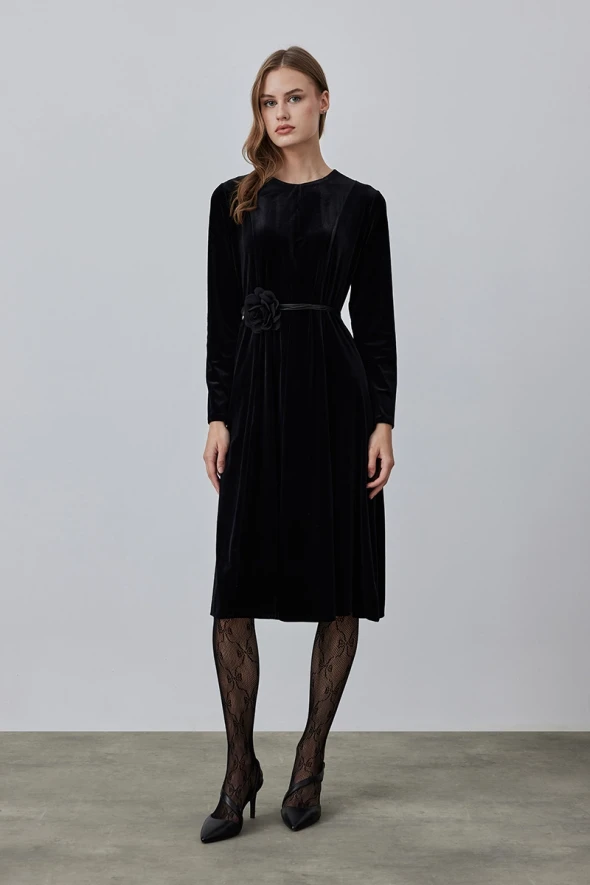 Velvet Midi Dress - Black - 2