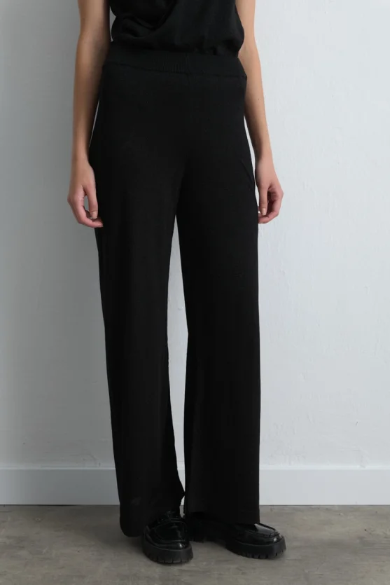 Viscose Knit Shimmer Pants Black - Gusto