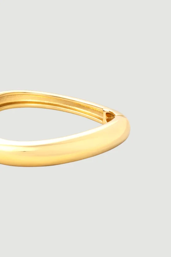 Wave-Pattern Cuff Bracelet - Gold - 2