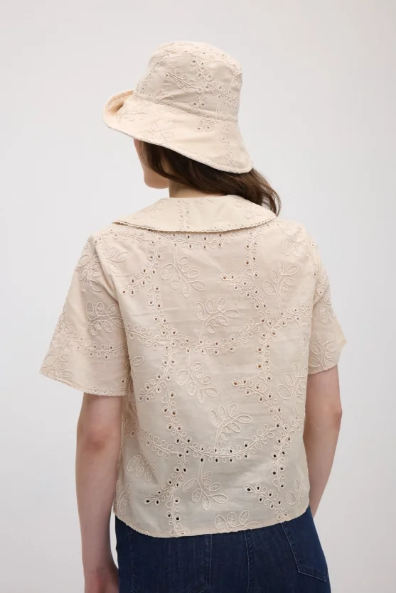 Wide Collar Broderie Shirt - Mink - 7