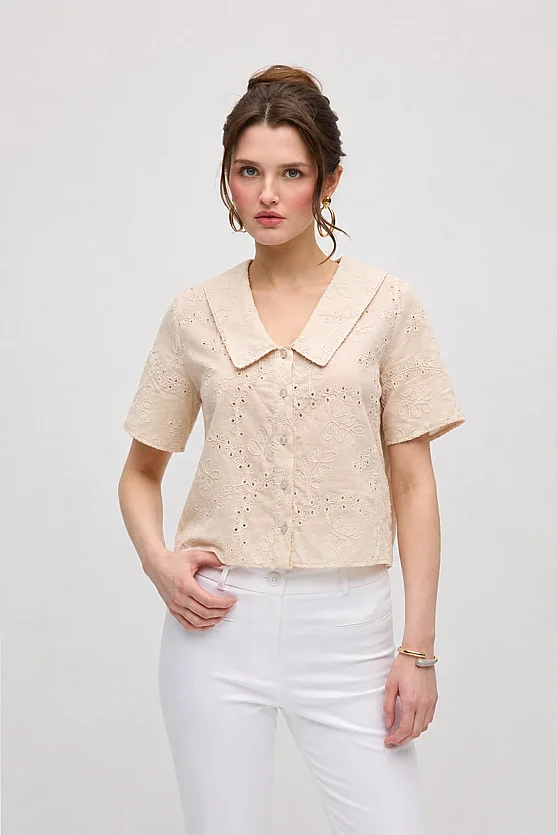 Wide Collar Broderie Shirt - Mink - Gusto