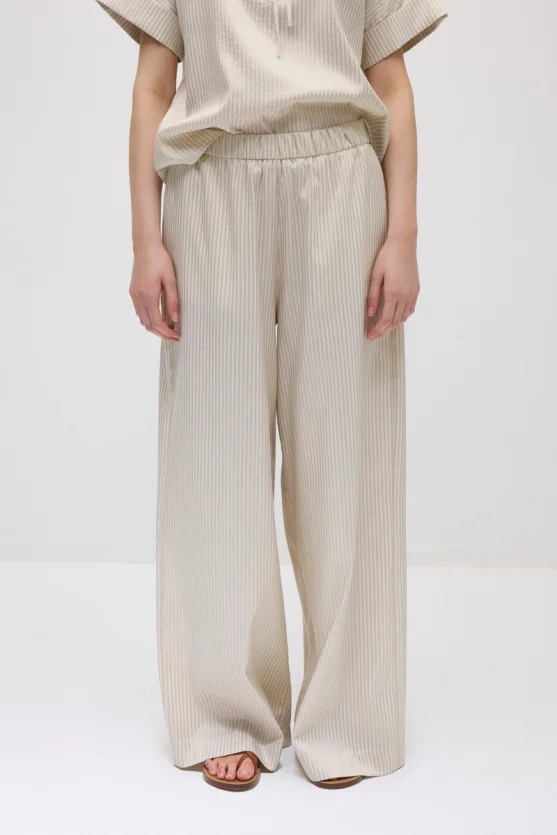 Wide-Leg Elastic Waist Lyocell Pants - Beige - Gusto