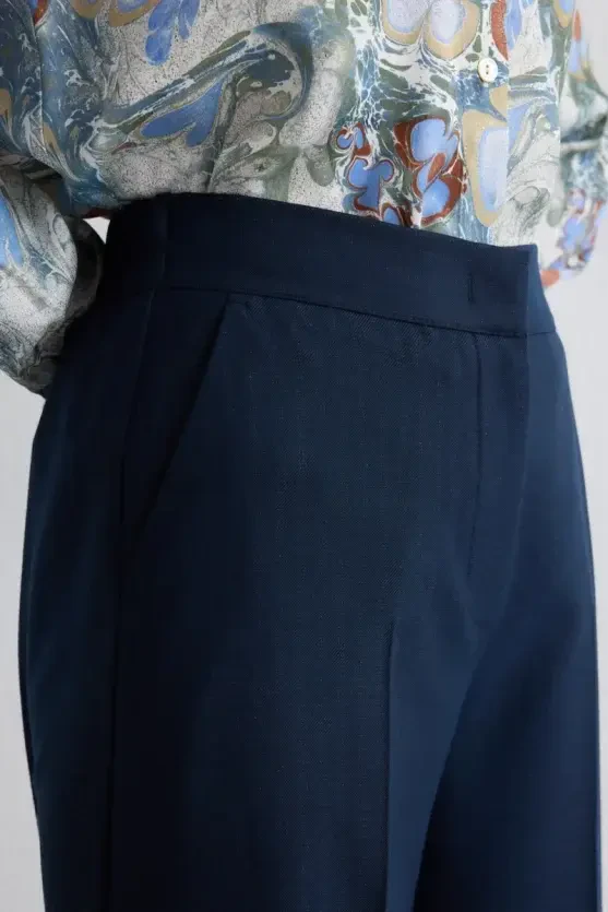 Wide-Leg Glitter Striped Pants - Navy - 4