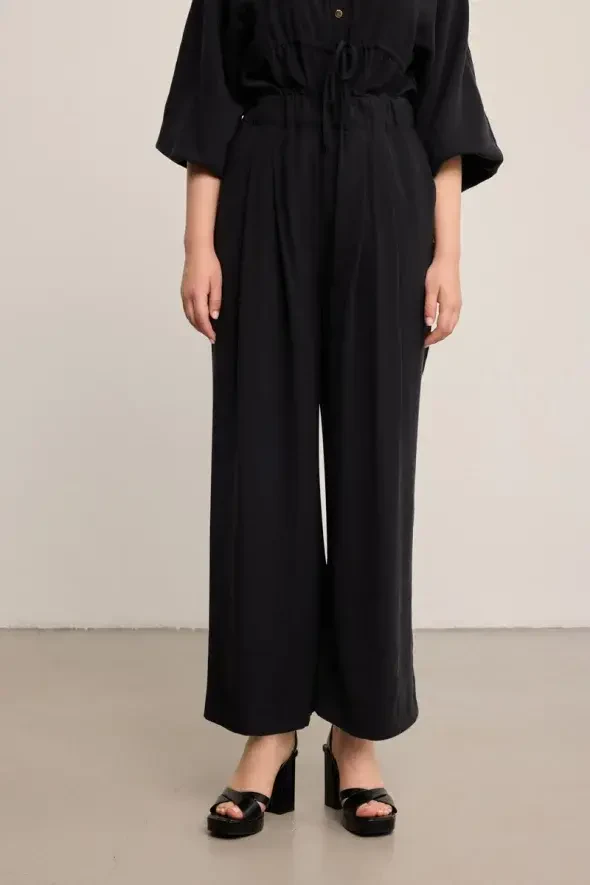 Black Pants Models and Prices | Gusto
