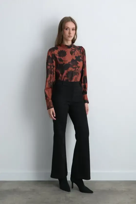 Wide Leg Suede Pants - Black - Gusto