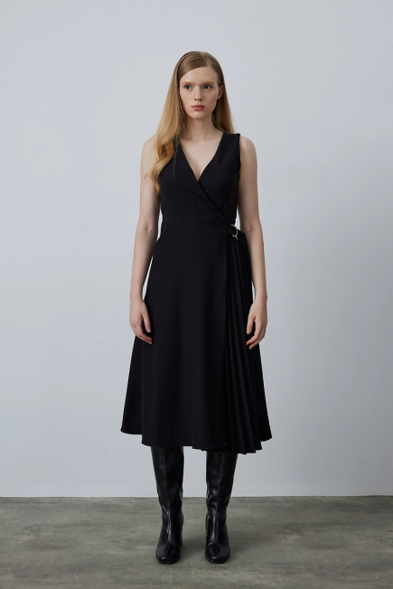 Wrap Cut Dress with Pleated Detail Black