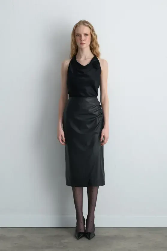 Wrap Leather Skirt - Black - Gusto