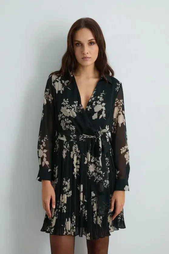 Wrap-Style Pleated Dress - Black - 2