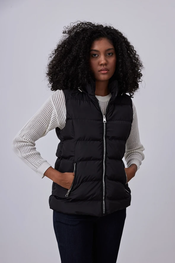 Zipper Detailed Hooded Puffer Vest - Black - 2