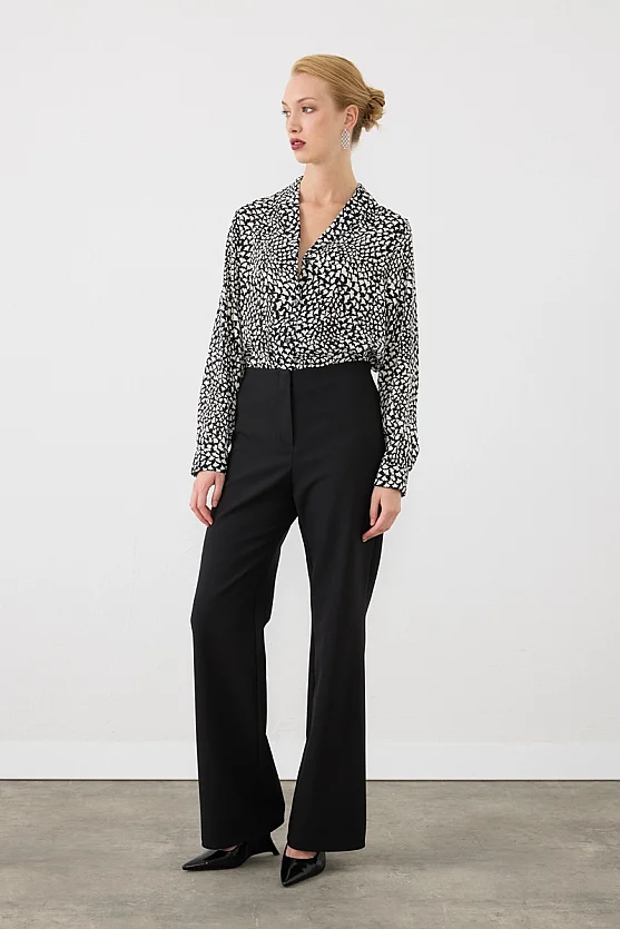 Flare Paça Kumaş Pantolon - Siyah - Gusto