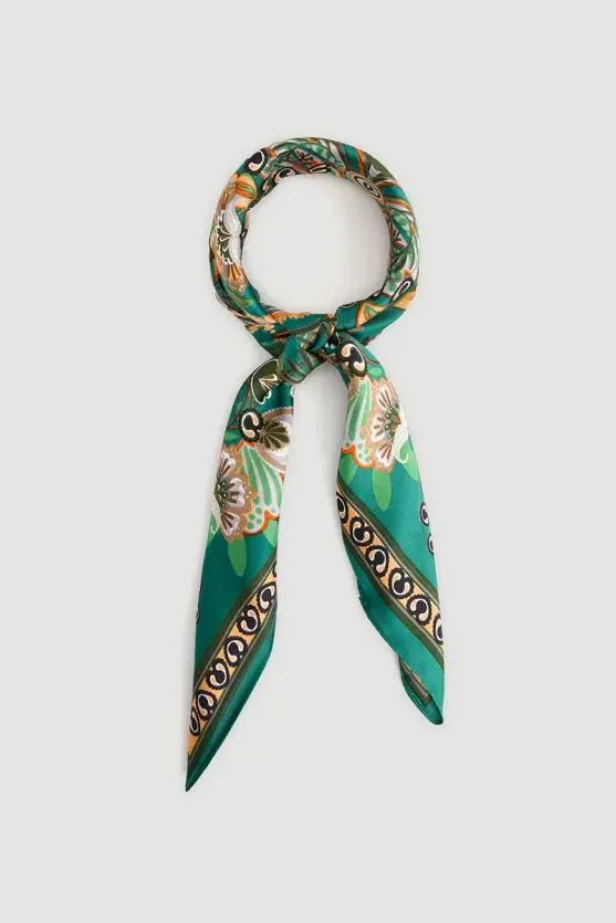 Floral Patterned Scarf - Green - Gusto