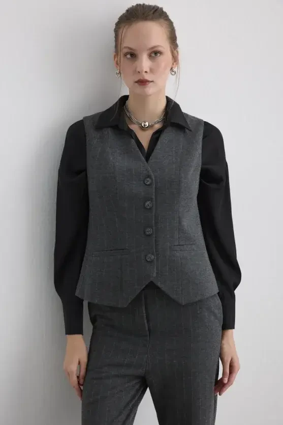 Metallic Striped Knit Vest - Grey - Gusto