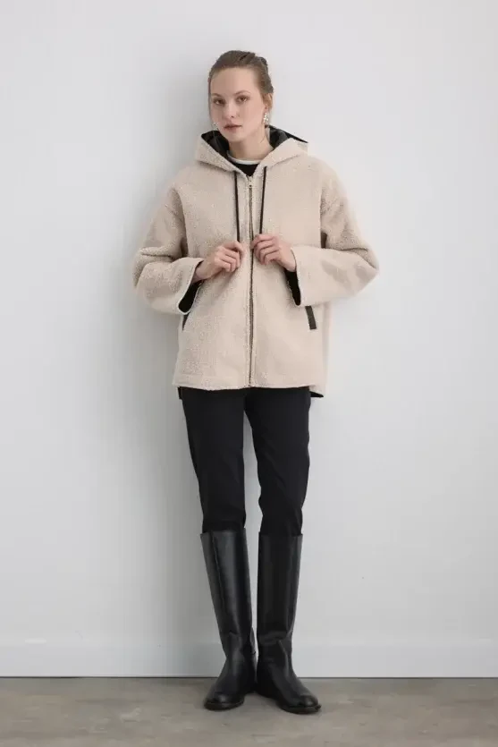 İçi Deri Kapüşonlu Teddy Kaban - Bej - Gusto