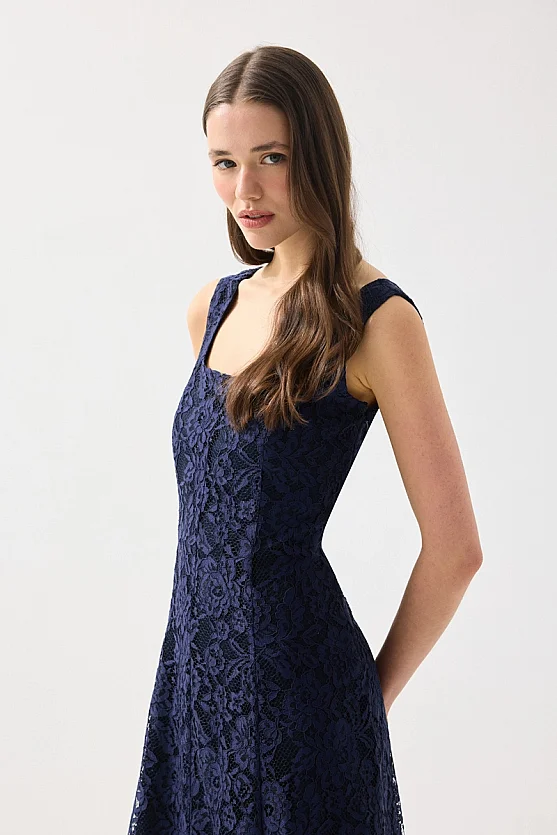Kare Yaka Uzun Dantel Abiye Elbise - Lacivert - 2