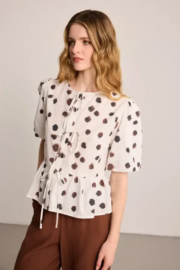 Kelebek Koleksiyonu Balon Kollu Bluz - Beyaz - Gusto