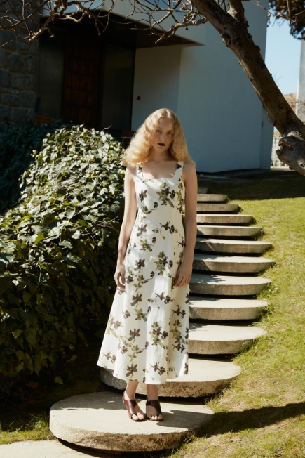 Kelebek Koleksiyonu Kare Yaka Uzun Keten Elbise - Beyaz - Gusto