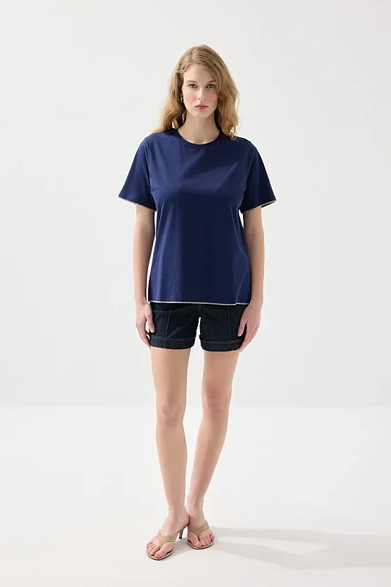 Kontrast Nakış Detaylı Pamuk T-shirt - Lacivert - Gusto