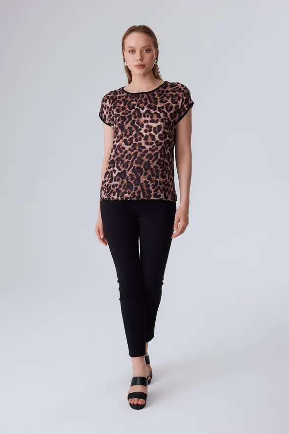 Leopar Desenli Önü Saten Tshirt - Kahve - 2