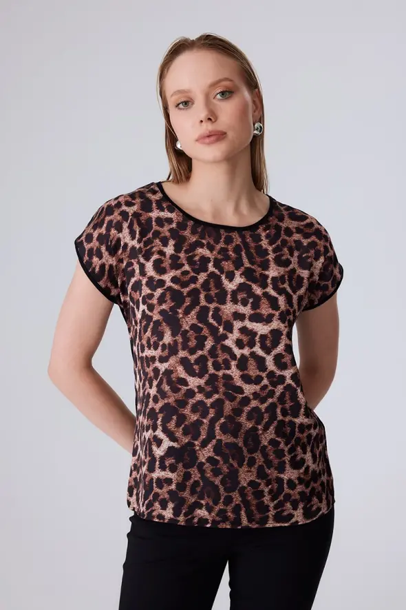 Leopar Desenli Önü Saten Tshirt - Kahve - 1