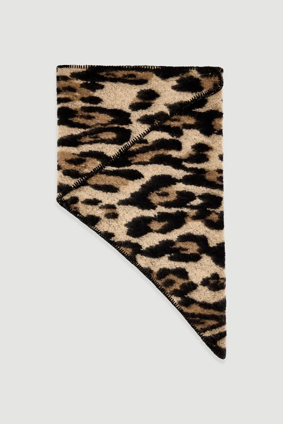 Leopar Desenli Üçgen Şal - Siyah - Gusto