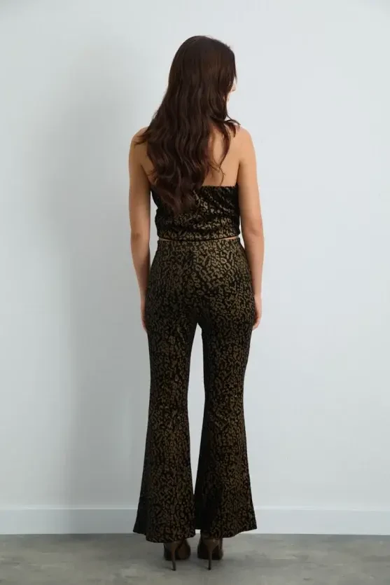 Leopard-Patterned Velvet Flared Pants - Black - 4
