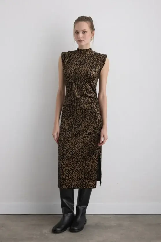 Leopard Print Long Velvet Dress - Black - Gusto