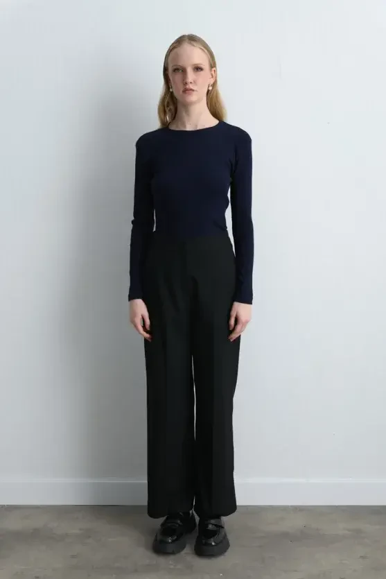 Long Sleeve Basic Cotton T-Shirt - Navy Blue - 4