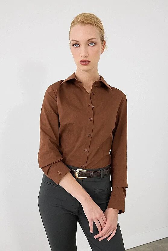Manşeti Nakış Detaylı Slim Fit Koton Gömlek - Kahverengi - 3